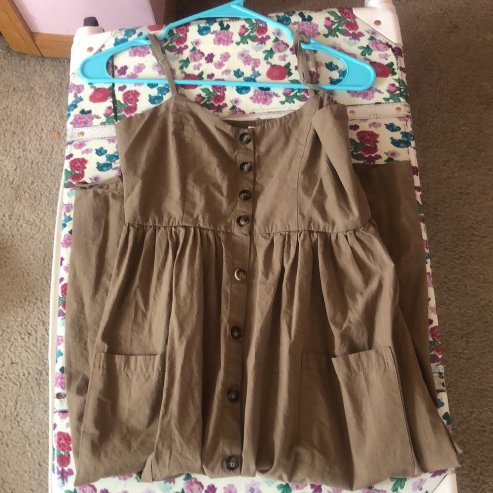 Loose fitting tan button up summer dress